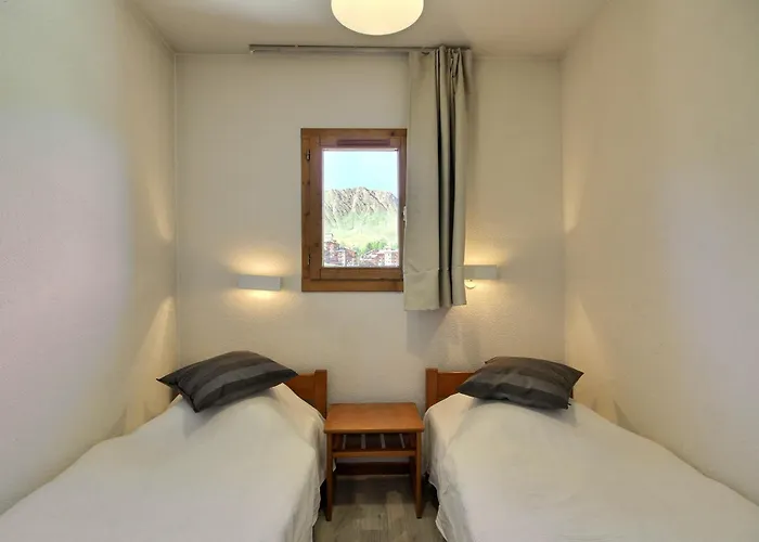 Au Pied Des Pistes, Vue Ski, 4 Personnes - Fr-1-455-130