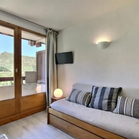 Au Pied Des Pistes, Vue Ski, 4 Personnes - Fr-1-455-130